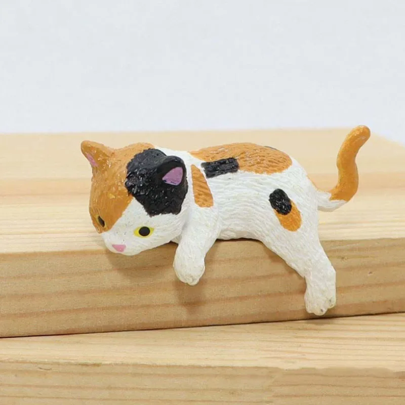 Simulation Mini Ornaments Fish Aquarium Decor Artificial Pet Cats Fish Tank Decoration Animal Figurine Dollhouse Home Decor