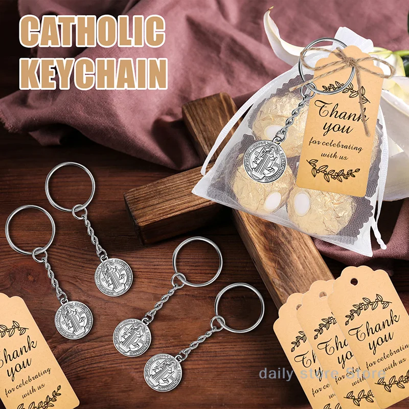 Gantungan Kunci Baptis Dua Sisi Gantungan Kunci Santo Benediktus dengan Kantong Hadiah Organza - 24 set untuk tamu Komuni Pertama