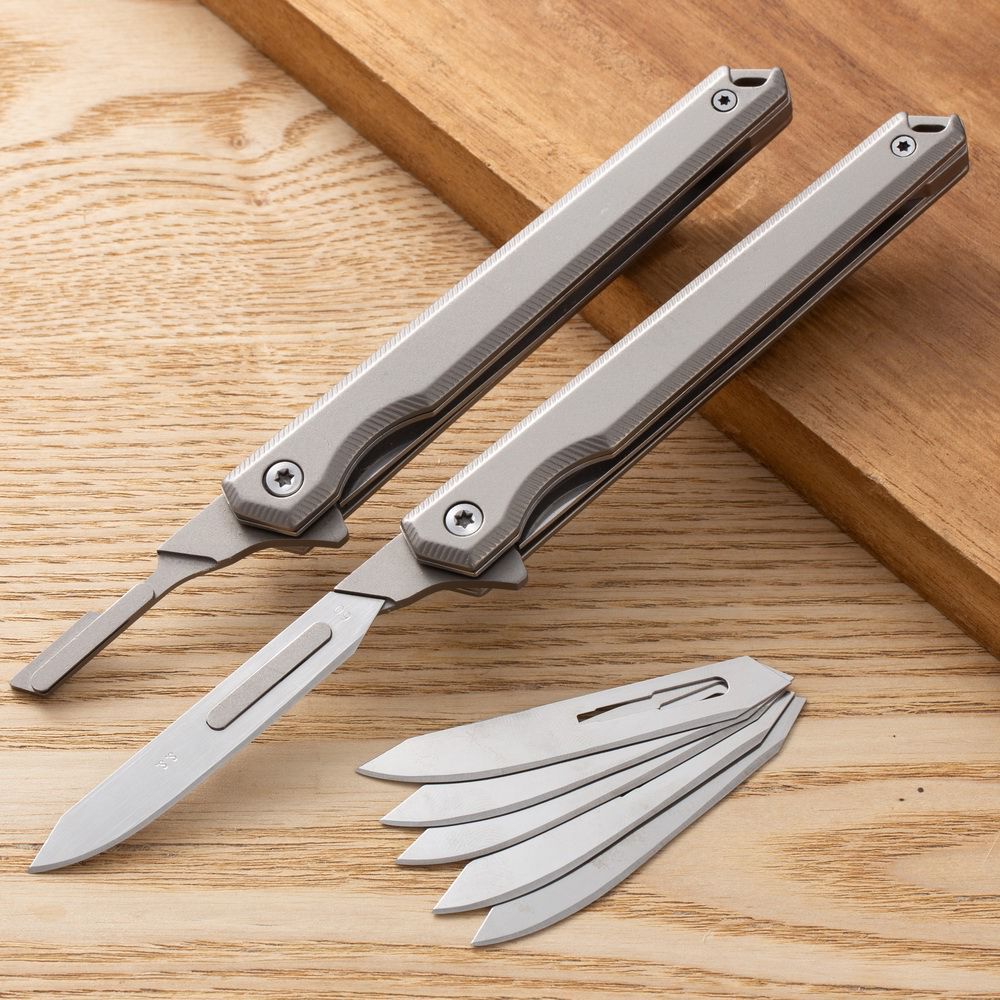 Mini cuchillo plegable de bisturí de acero inoxidable de apertura rápida EDC, cuchillo de bolsillo para desembalaje al aire libre # Hoja reemplazable de 60 cuchillas