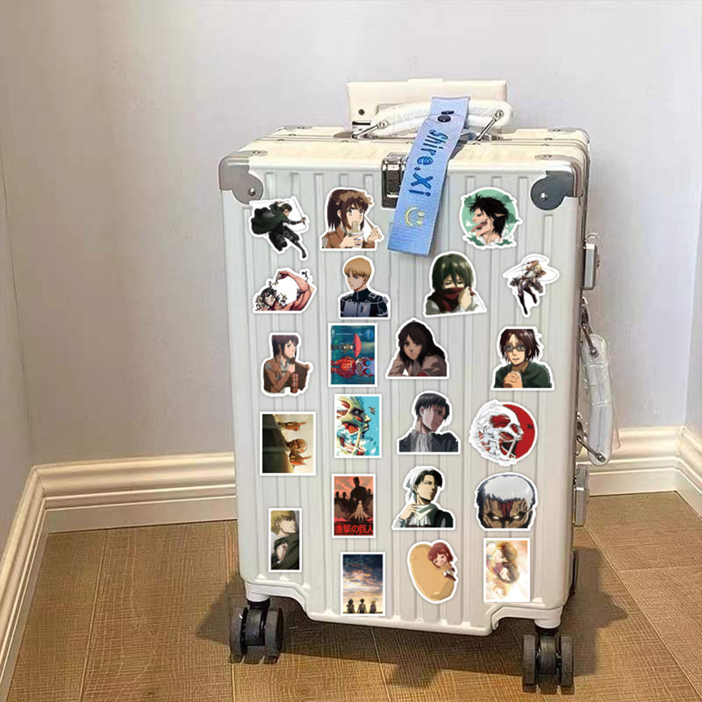 10/30/50 Uds pegatinas de dibujos animados Attack on Titan Anime Cool calcomanía impermeable Graffiti papelería portátil Notebook coche chico DIY pegatina