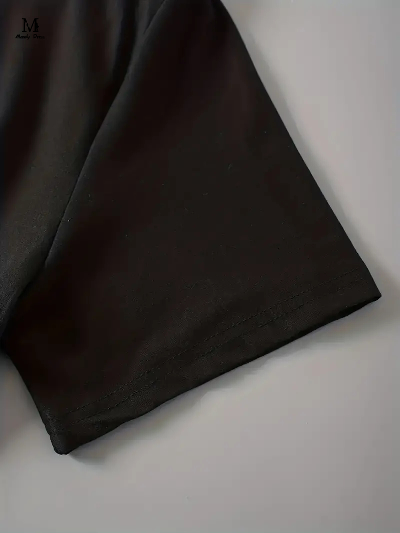 Женский костюм-двойка, футболка и шорты с блестками