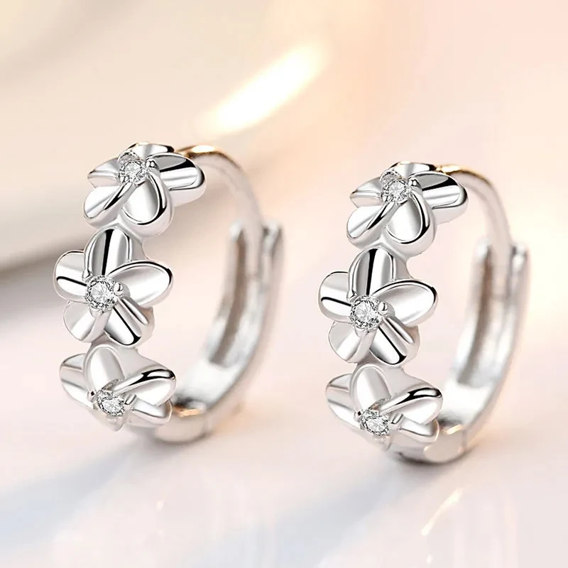 Orecchini ad ago in argento sterling 925 di vendita superiore per la moda nuziale da donna Gioielli di alta qualità Fiore di zircone di cristallo Orecchini a bottone carini