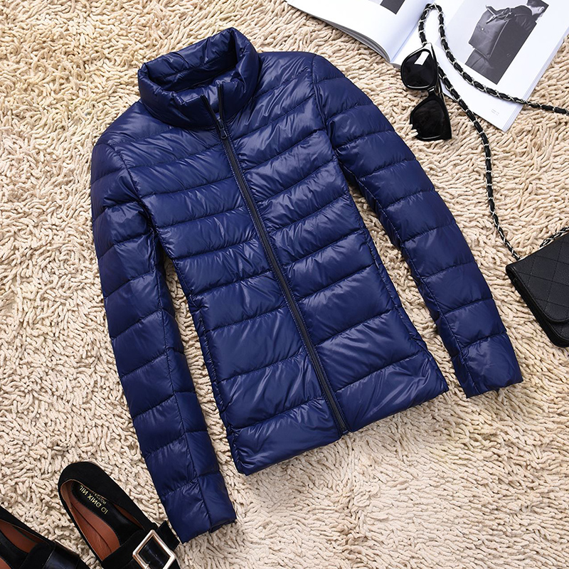 90% chaqueta de plumón fina ultraligera para mujer 2024 Otoño Invierno ajustado corto con capucha abrigo de plumón de pato blanco cálido ropa de abrigo para mujer
