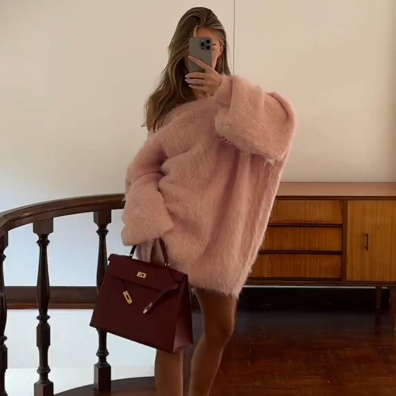 TARUXY 2025, Frühling Langarm Sexy Big Backless Gestrickte Pullover Kleid Für Frauen Fashion Solid Lose Pullover Pullover Streetwear