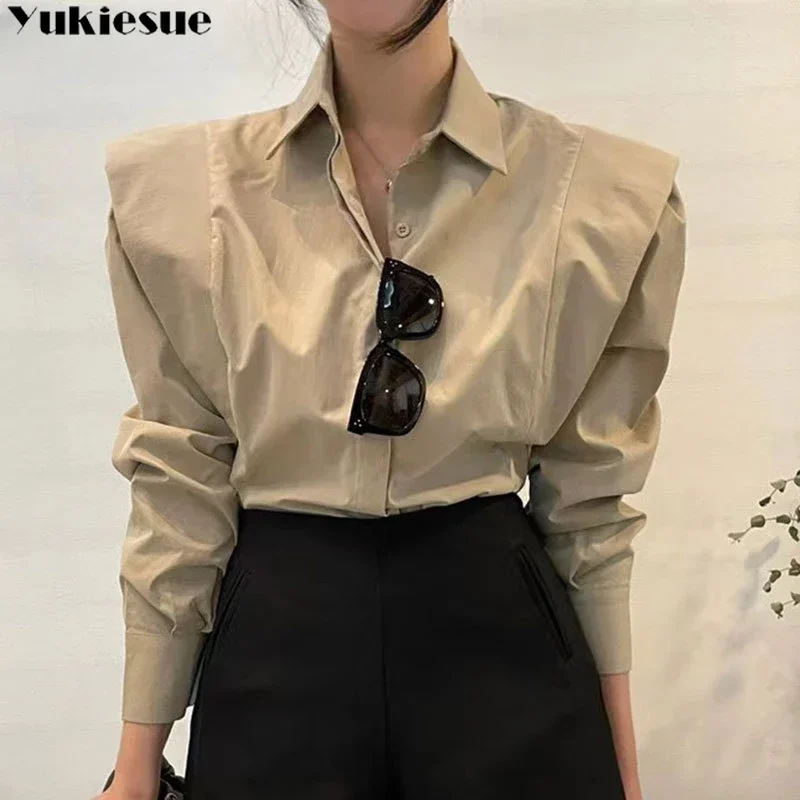 女性のシャツ秋 2023 新しいシックな長袖ルーズブラウスストリートエレガントなトップスシャツ OL オフィス女性ブラウスとトップスシャツ