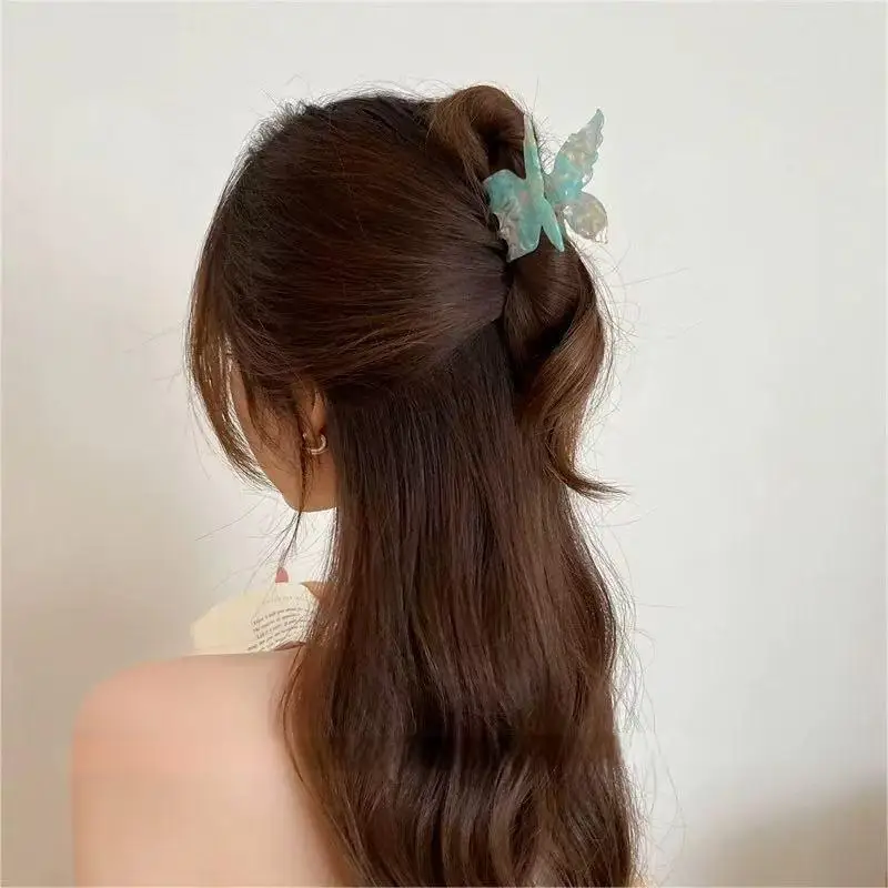 Accessori per capelli con clip in acetato per capelli semi-annodati con farfalla tridimensionale super fata per le donne