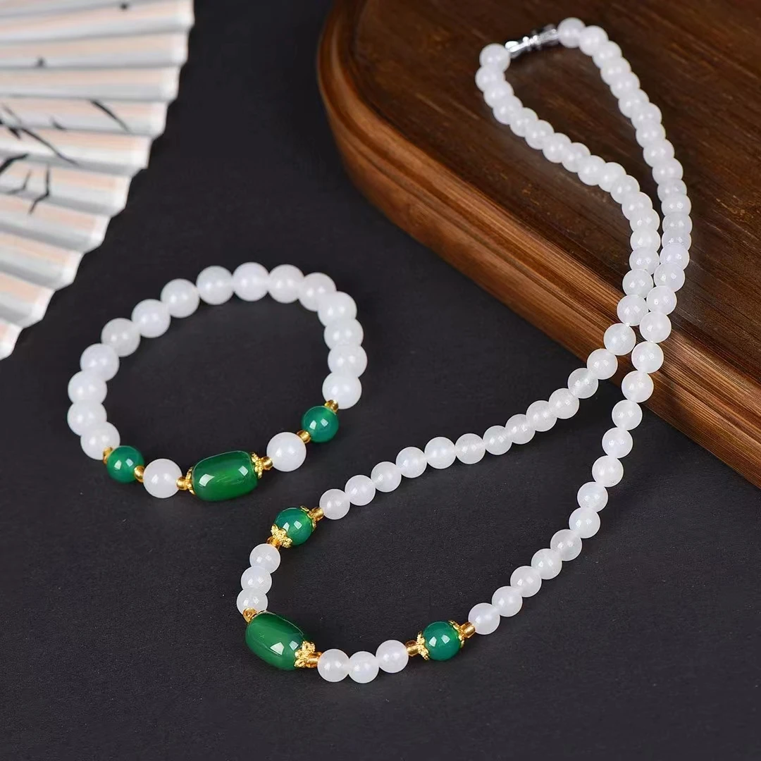 โซ่และสร้อยคอหยกไหมสีทองกำไลข้อมือหินธรรมชาติยืดหยุ่นได้สำหรับสตรีกำไลอัญมณีเครื่องลางของขวัญวันแม่