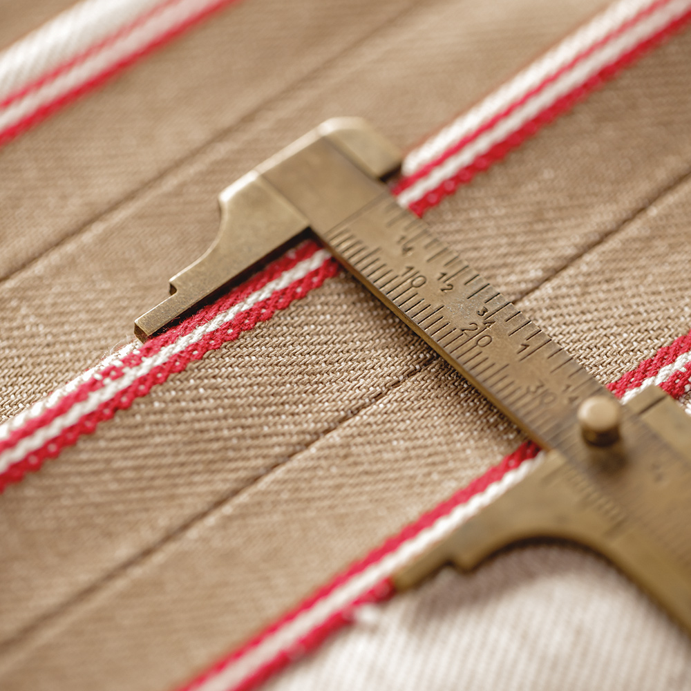 Maden khaki生デニムジーンズ、ストレートパンツ、カジュアルパンツ、ソリッドパンツ、レッドラインセルベエッジ、メカジ、11.7オンス