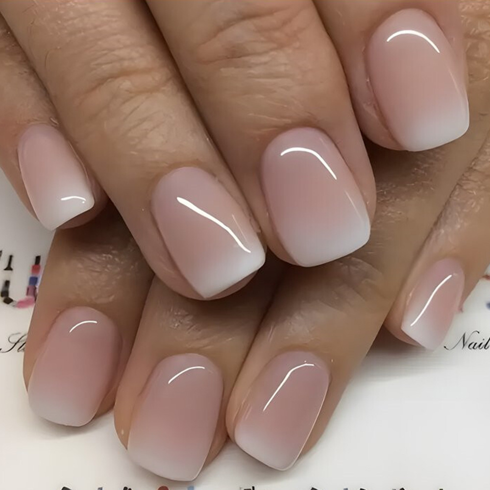 24 Uds. De uñas postizas de cabeza cuadrada Simple con pegamento de gelatina, gradiente rosa y blanco, prensa francesa en uñas postizas, puntas de uñas cortas de cobertura completa