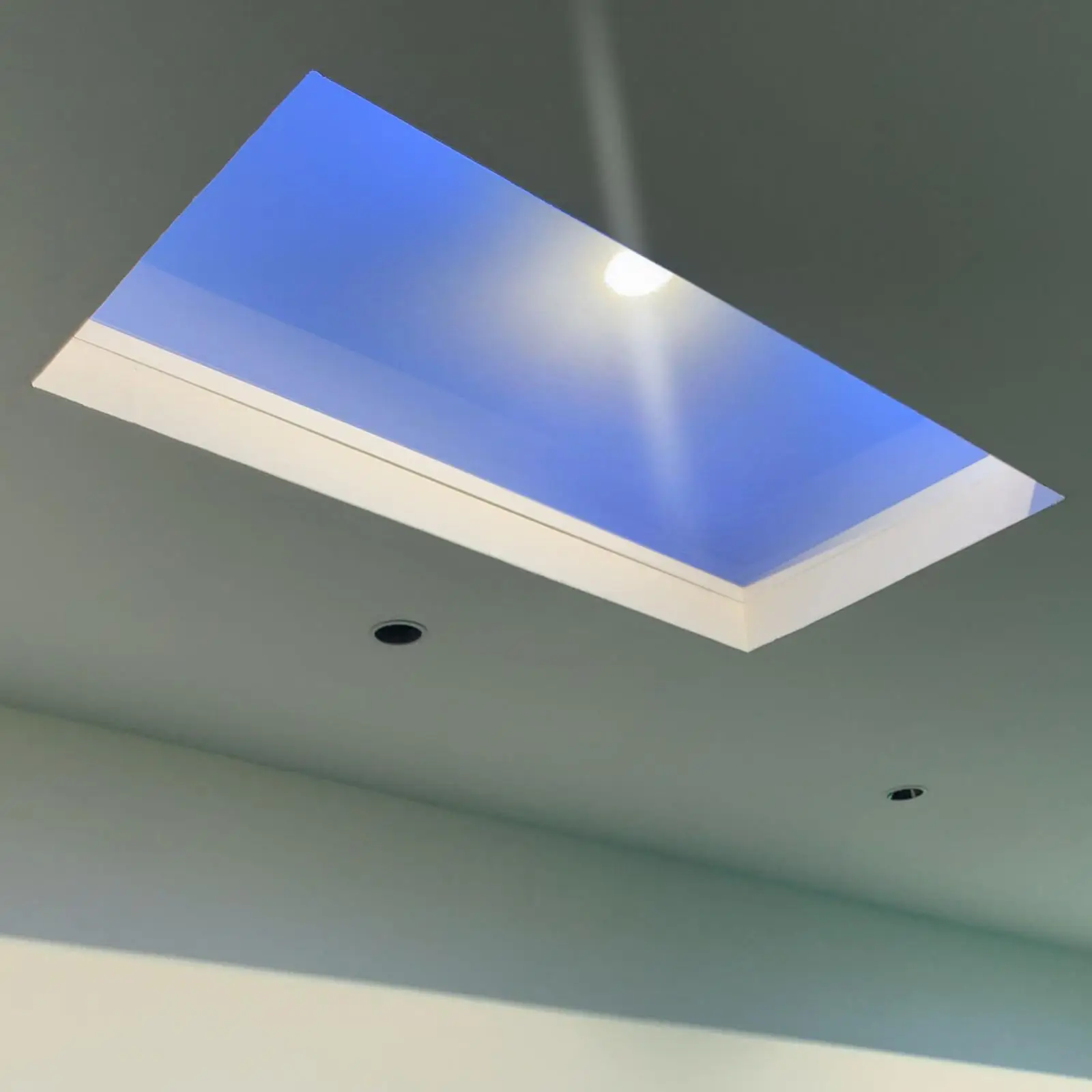 Lampu Panel Langit LED Cahaya Matahari Buatan CRI Tinggi Lampu Langit-langit Tersembunyi Lampu Langit-langit Palsu Dalam Ruangan