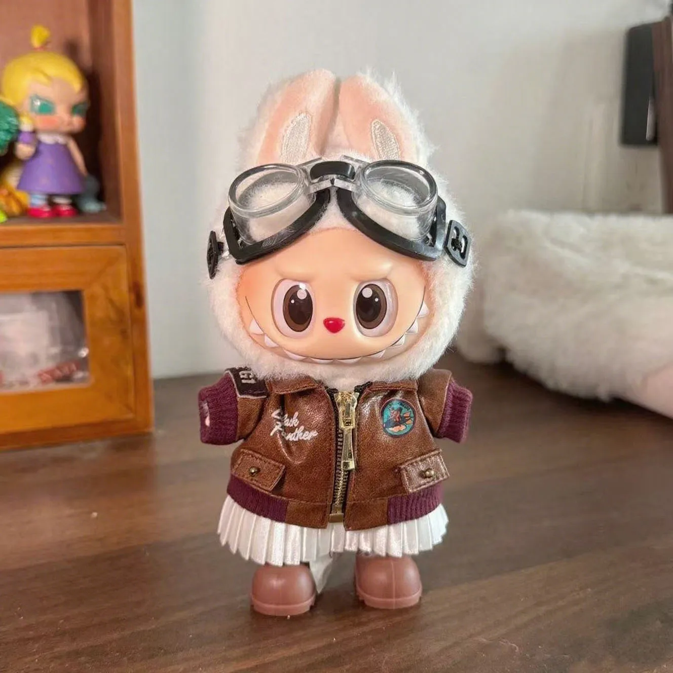 Braune Retro-Fliegerjacke, modisches Puppenkleidungsset für 17 cm große Labubu-Puppe – Zubehör-Geschenkartikel