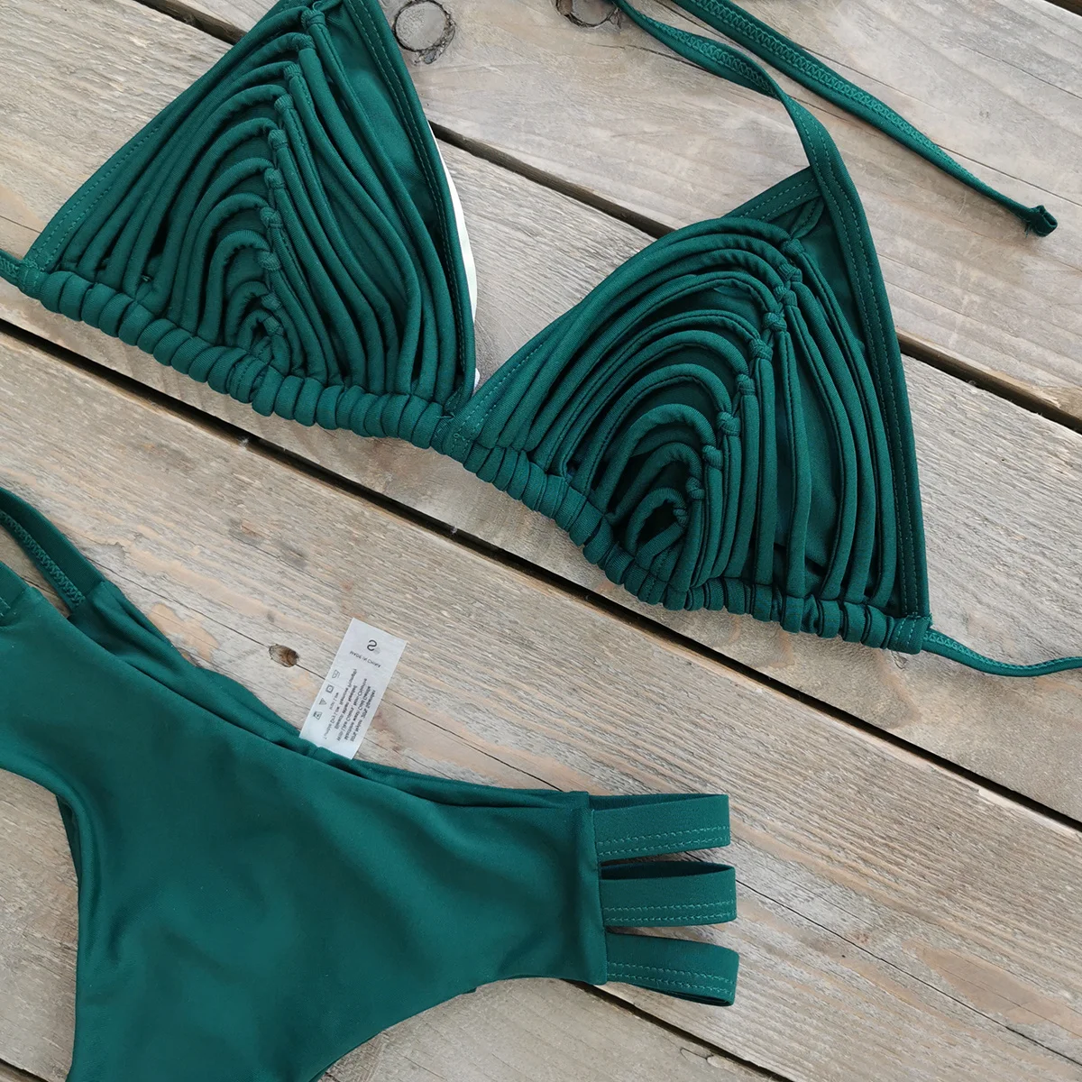 Maillot de bain brésilien confortable, string, bandes, garniture à rayures, col licou, ensemble deux pièces, nouvelle mode, coussinet de poitrine, vêtements de plage, 2024
