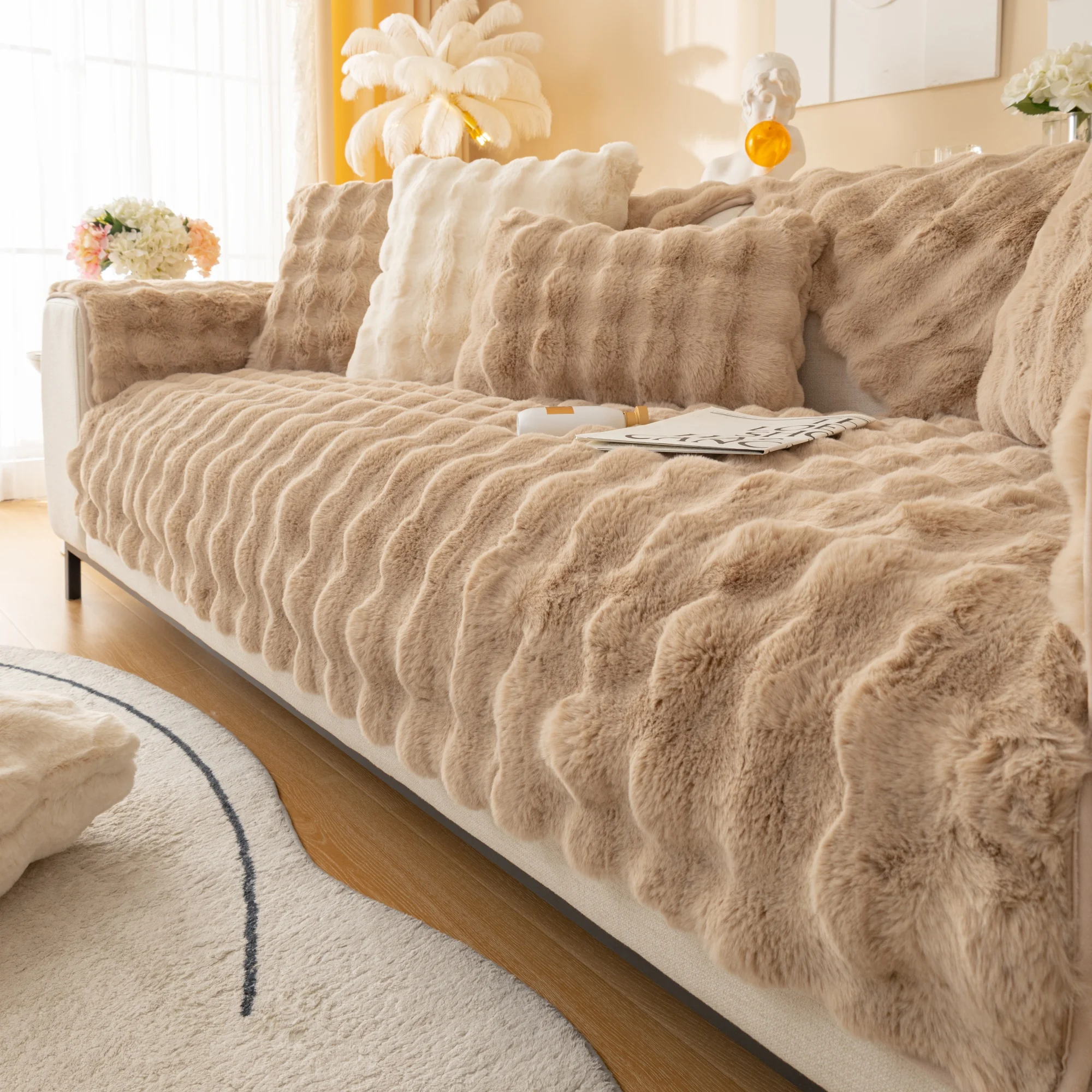 Thicken Imitation Rabbit Fur Plush Sofa Slipcover Non-slip  Soft Sofa Towel Couch Cushion For Living Room Modern Home Decor