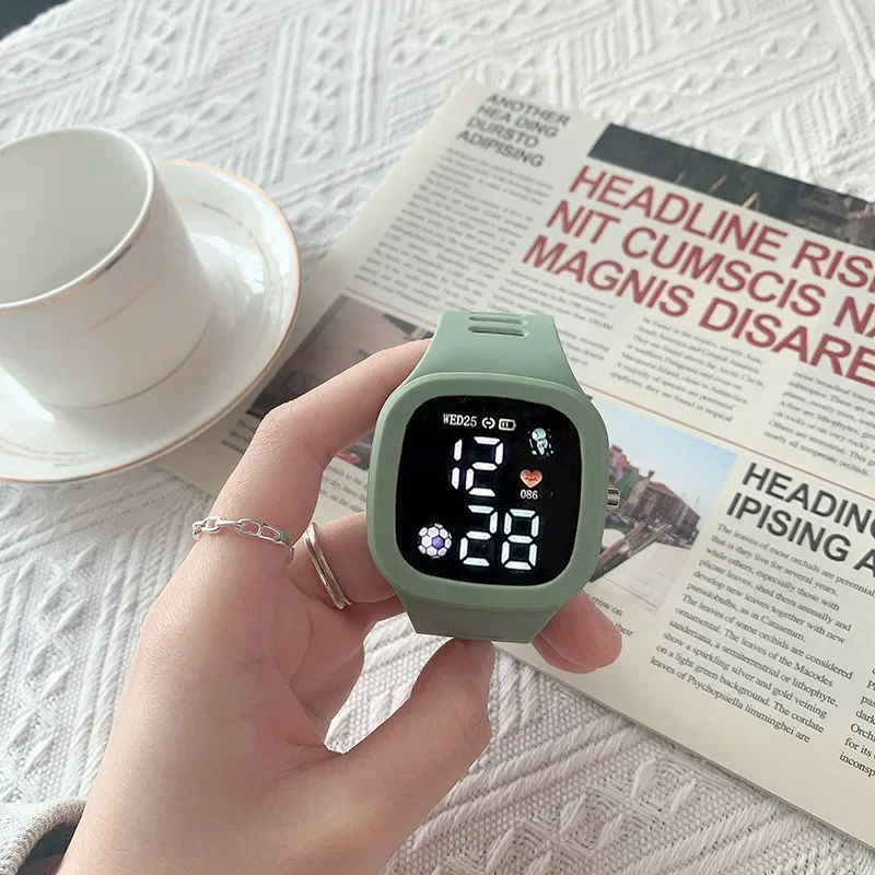 Reloj deportivo YIKAZE de moda para mujeres y hombres, reloj Digital LED electrónico, reloj deportivo informal de silicona con esfera grande para mujer