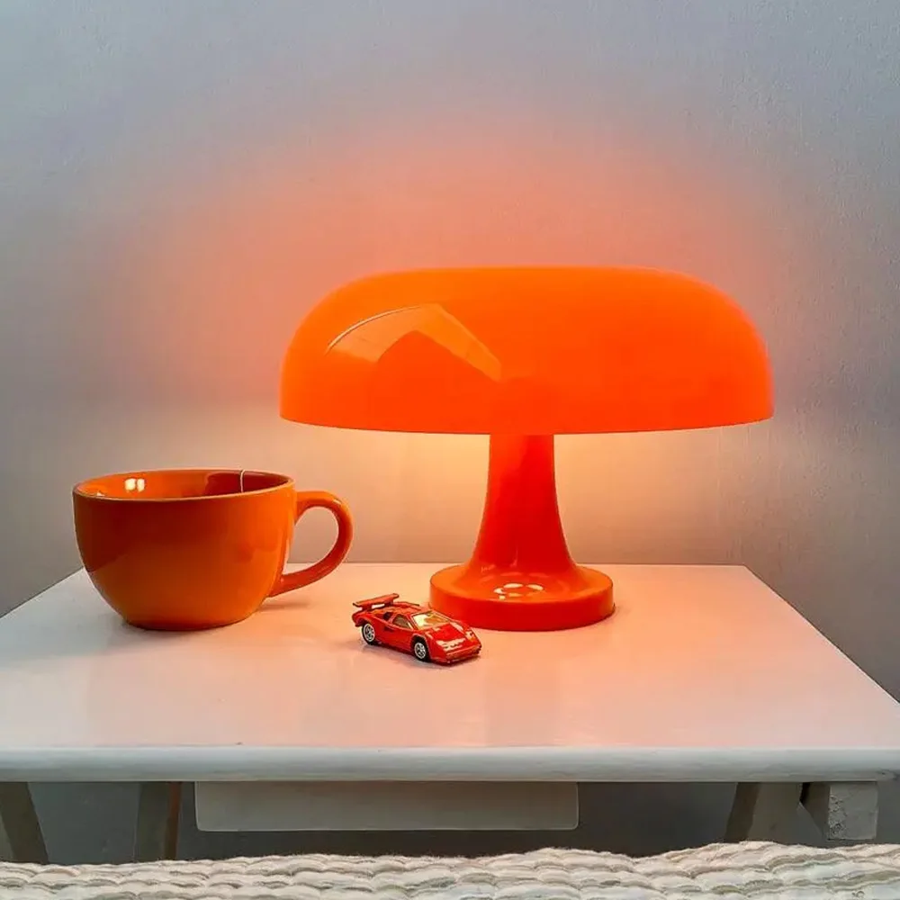 Lampada da scrivania classica a fungo Lampada da comodino per camera da letto Lampada da tavolo decorativa arancione di design danese Lampada da tavolo moderna Bauhaus Art