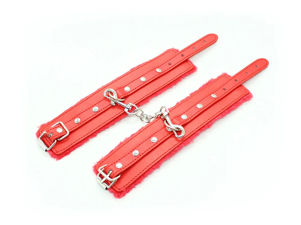 ขนแกะเรียงราย Pu หนัง Handcuffs ข้อเท้าโซ่สําหรับคอสเพลย์เครื่องแต่งกายอุปกรณ์เสริมผู้หญิงไม่ทําลาย Photo Props Stage Performance