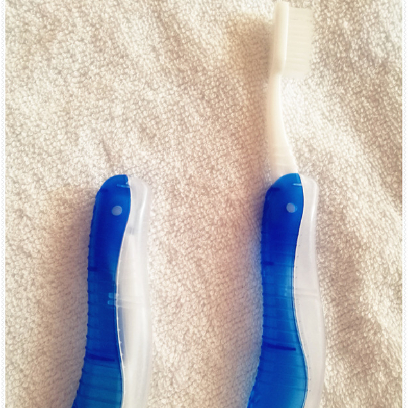 Hygiene Oral Portable Disposable Foldable Travel Camping Toothbrush Hiking Tooth Brush Tooth Cleaning Tools