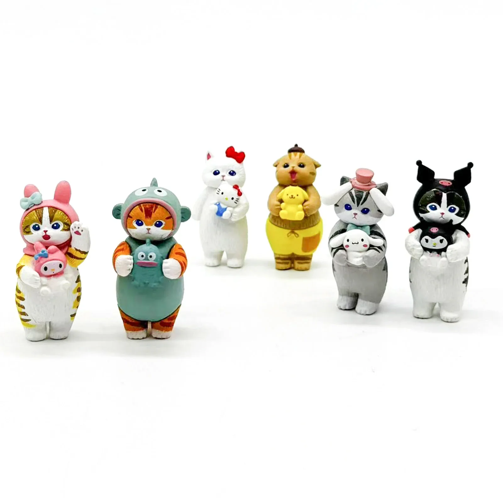 Mofusand Koty Noszące Postacie Sanrio Ubrania Trzymające Lalki Śliczna Figurka Ślepe Pudełko My Melody Kuromi Cinnomoroll Hello Kitty
