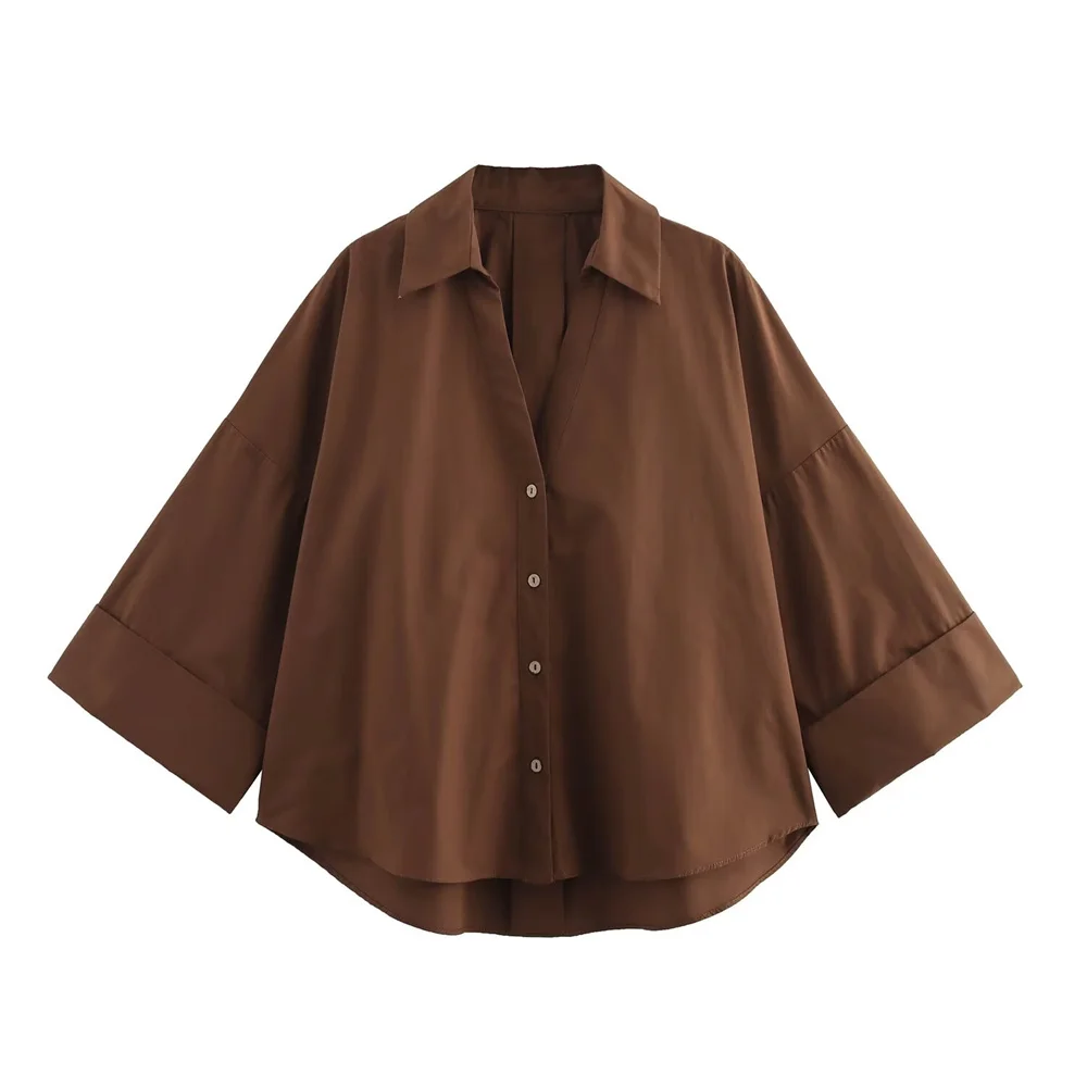 2025 Camisa feminina azul claro com botão grande – com mangas enroladas e decote em V para um visual casual e chique