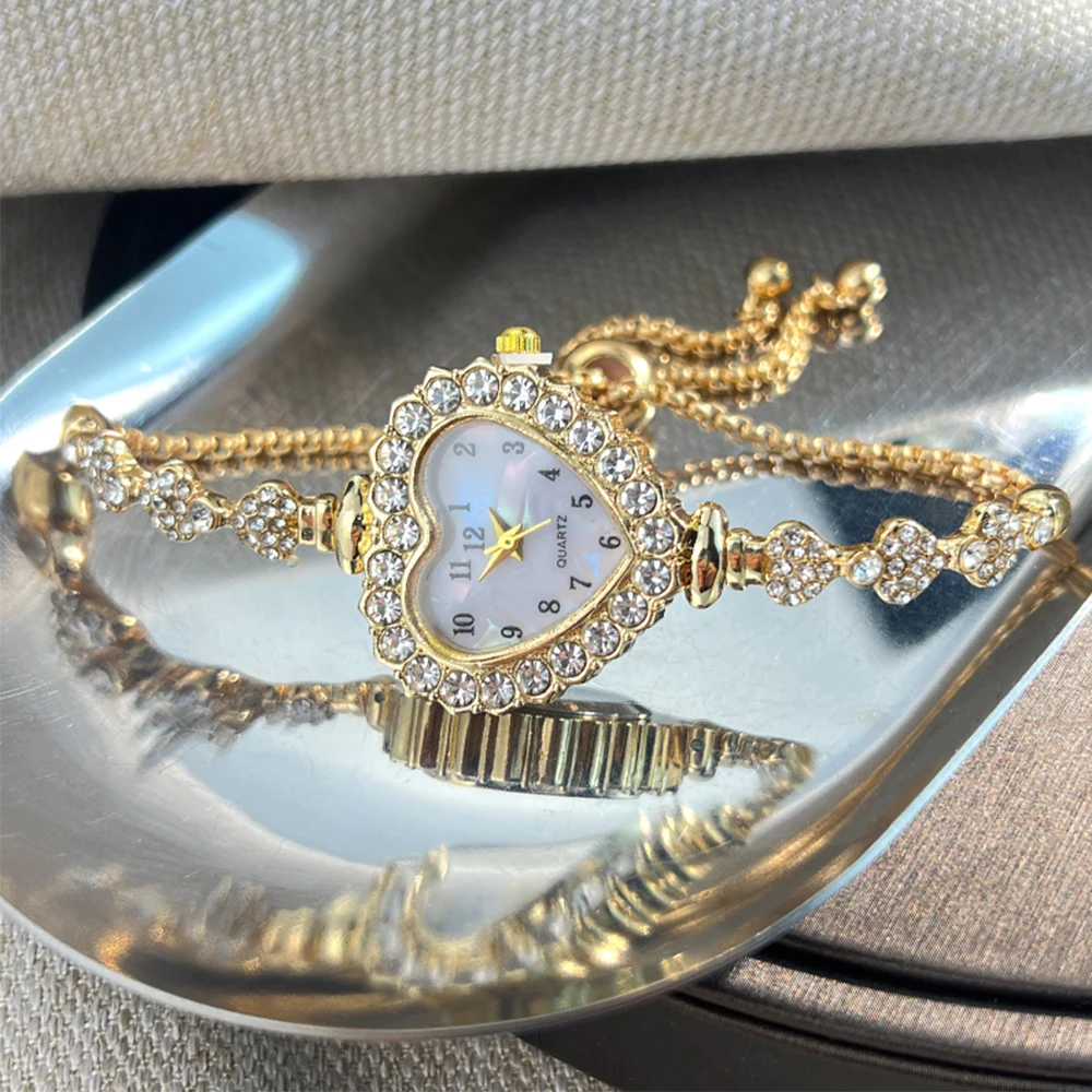 Nova moda em forma de coração pulseira de fita cravejada de diamantes relógio de flor para mulheres com pulseira ajustável