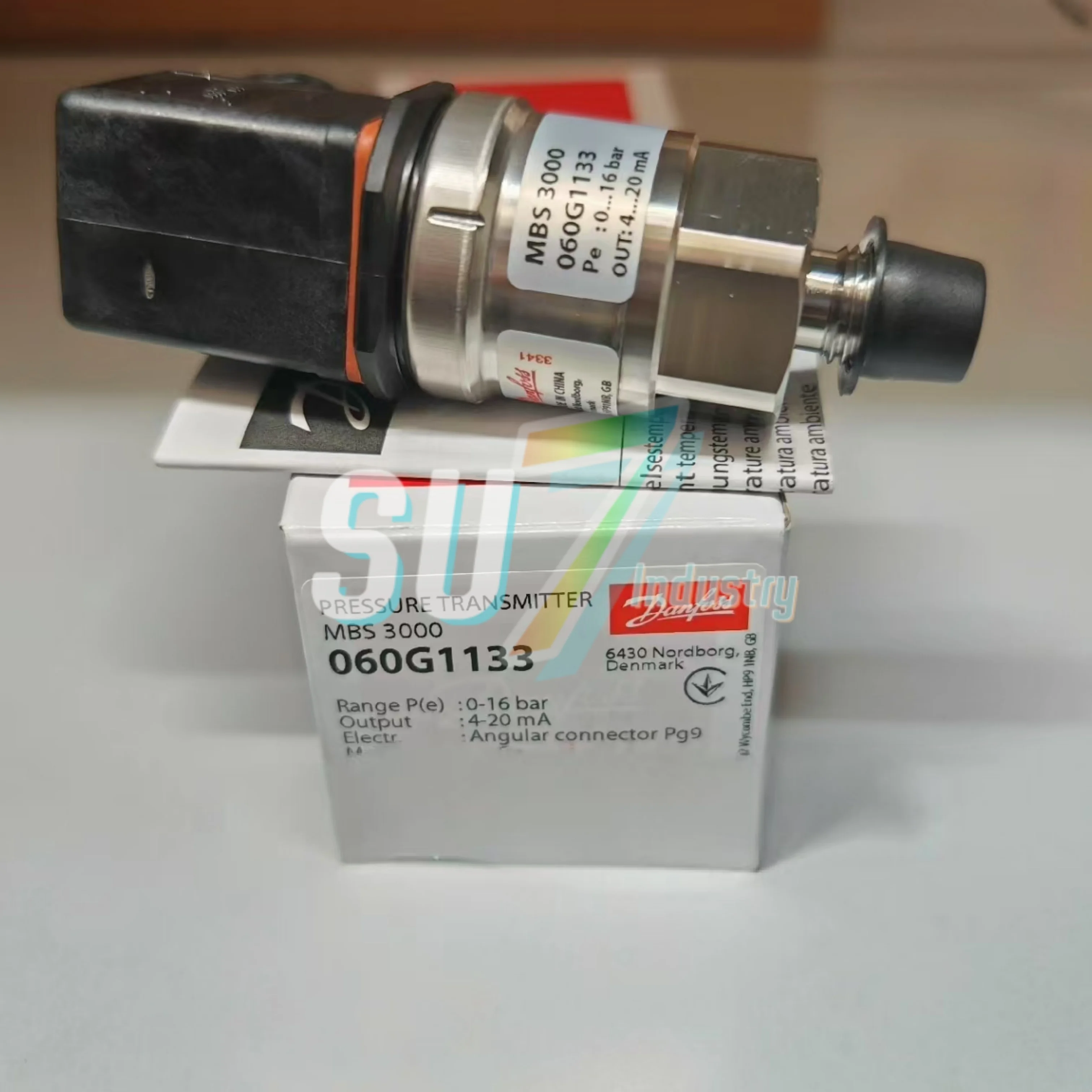 060G1133    060G3015    New In warehouse   Pressure Transmitter