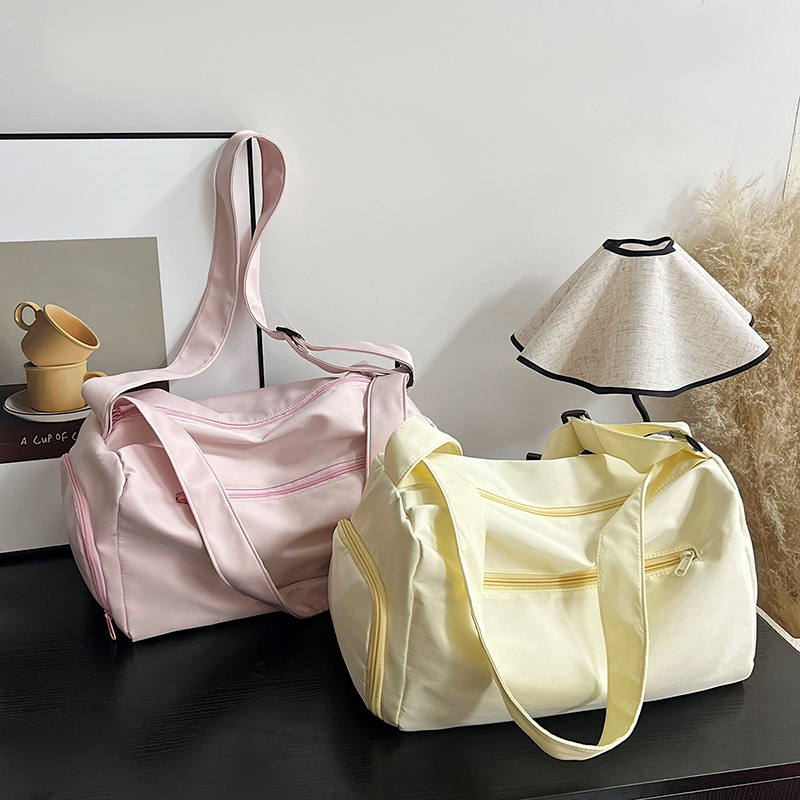2025 большая вместительная дорожная сумка-тоут для женщин, нейлоновая сумка через плечо, спортивные сумки для йоги, модная женская сумка