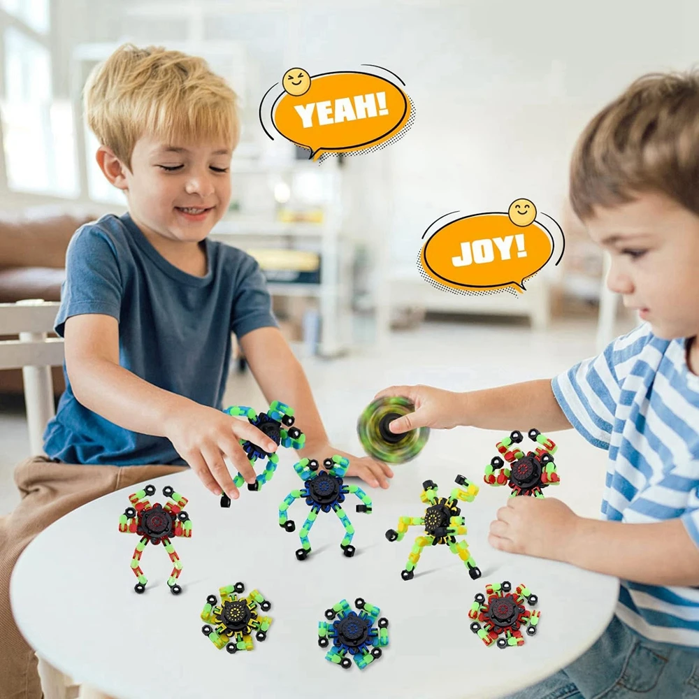 4 ชิ้น Fidget Spinners Glow in The Dark ปลายนิ้ว Gyro DIY Deformable หุ่นยนต์ตลก Sensory ของเล่น Decompression Spinner Party Favors