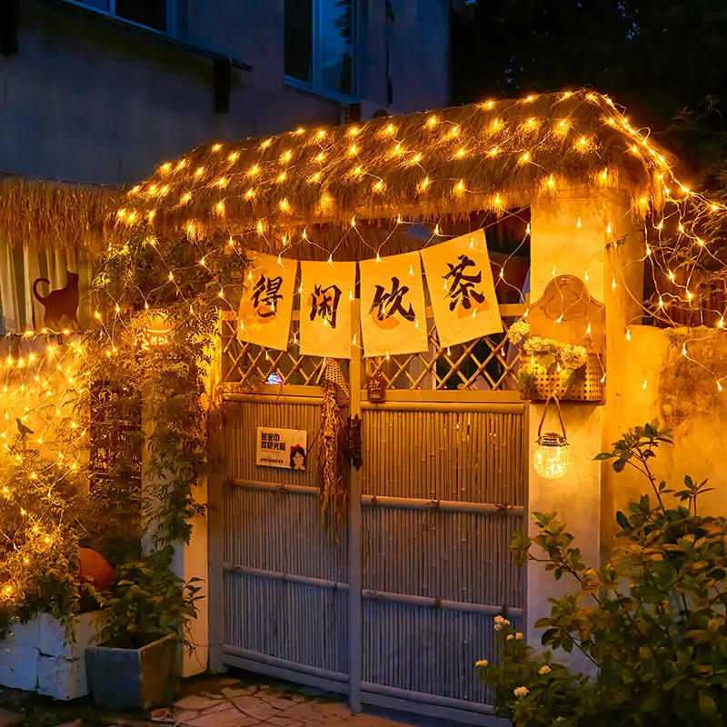 4 × 6 メートル 3 × 3 メートルクリスマス花輪 LED ストリングクリスマスネットライトメッシュ妖精クリスマスパーティー庭の結婚式の装飾カーテンライト