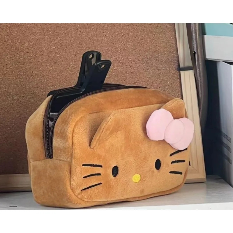 Sanrio-estuche de lápices de felpa de Hello Kitty, bolsa de papelería, monedero, bolsa de cosméticos, útiles escolares para estudiantes