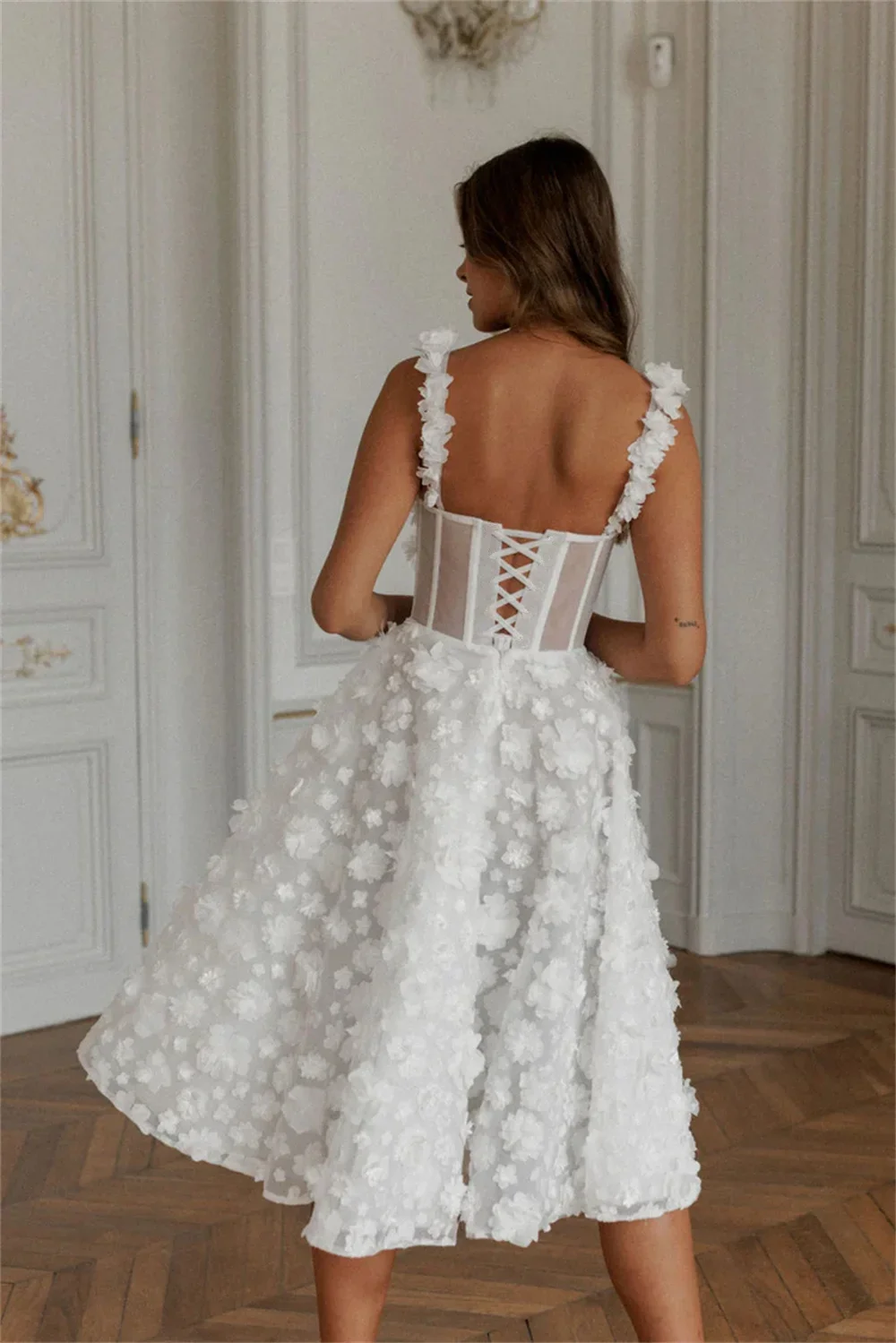 Maßgeschneidertes Hochzeitskleid, Spitze, Blumen, Spaghettiträger, A-Linie, Robe de Soirée, knielang, Abendkleider zum Valentinstag