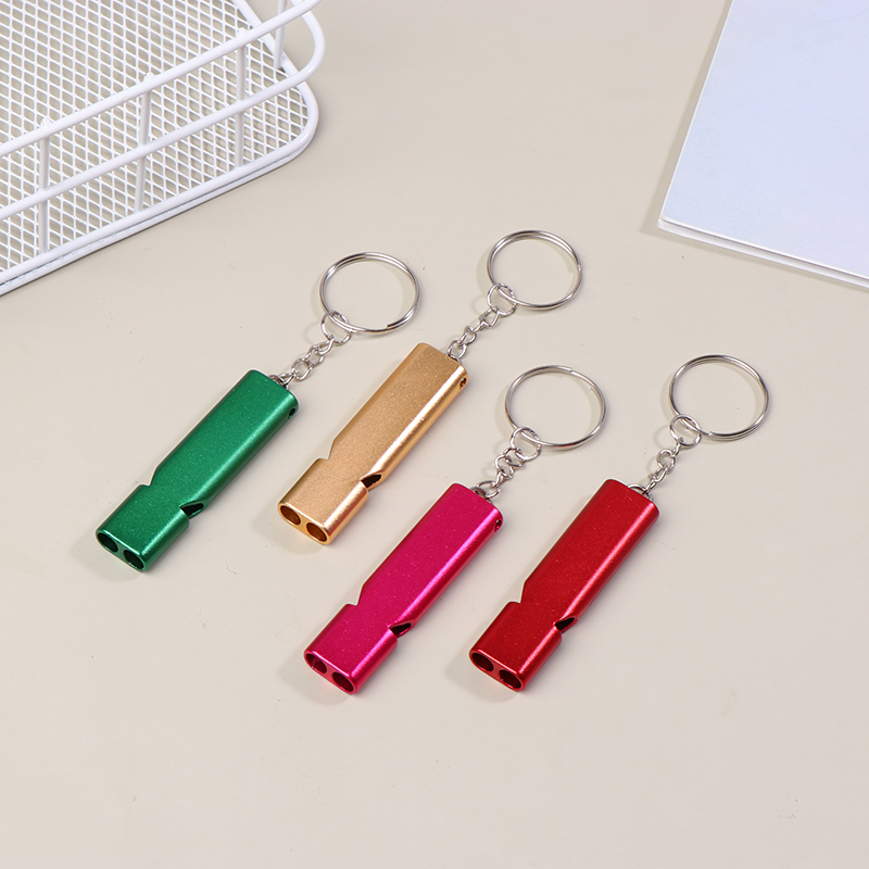 ポータブルアルミ製安全ホイッスル,ダブルパイプキーホルダー,高デシベル,アウトドアキャンプ,多機能サバイバルホイッスル,2個