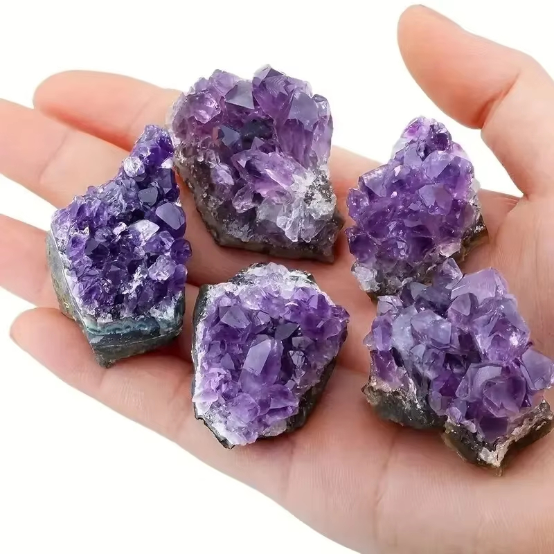 Hochwertige natürliche Amethyst-Geode-Heilkristall-Amethyst-geschnitzte Cluster für die Inneneinrichtung