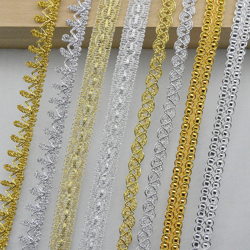 Nieuwe 5 meter / 16,4 ft per verpakking Jurk naaien Stof Trouwjurk Stof DIY Ambachten Kantversiering Drie bloemen Polyester Kant