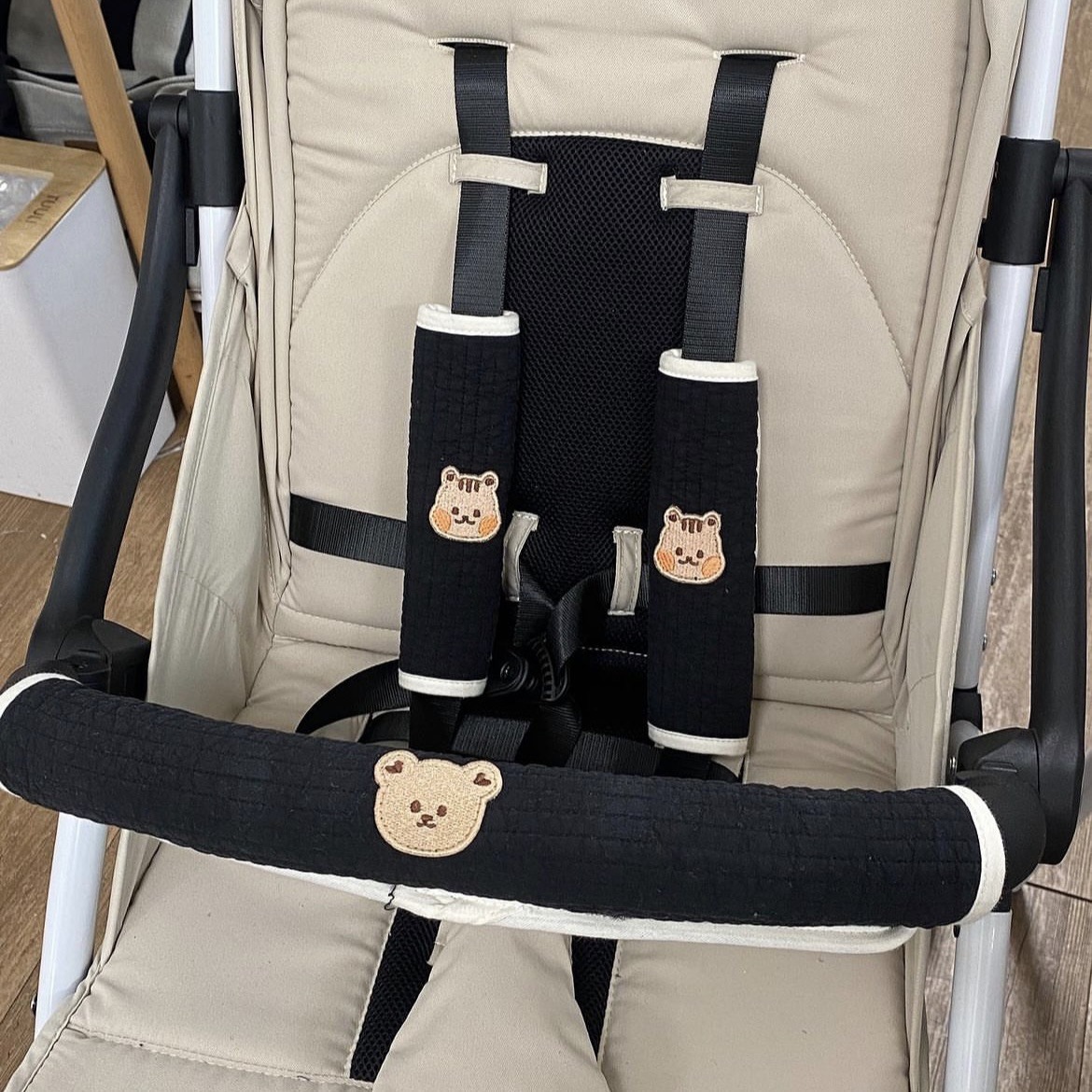 Babadores para apoio de braço de carrinho de bebê, anti mordida, algodão, pano de arroto, capa protetora, acessórios para carrinho de bebê recém-nascido, proteção de ombro