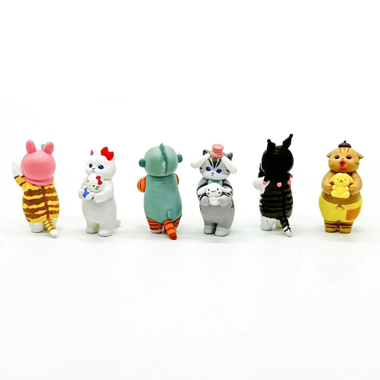 Mofusand Koty Noszące Postacie Sanrio Ubrania Trzymające Lalki Śliczna Figurka Ślepe Pudełko My Melody Kuromi Cinnomoroll Hello Kitty