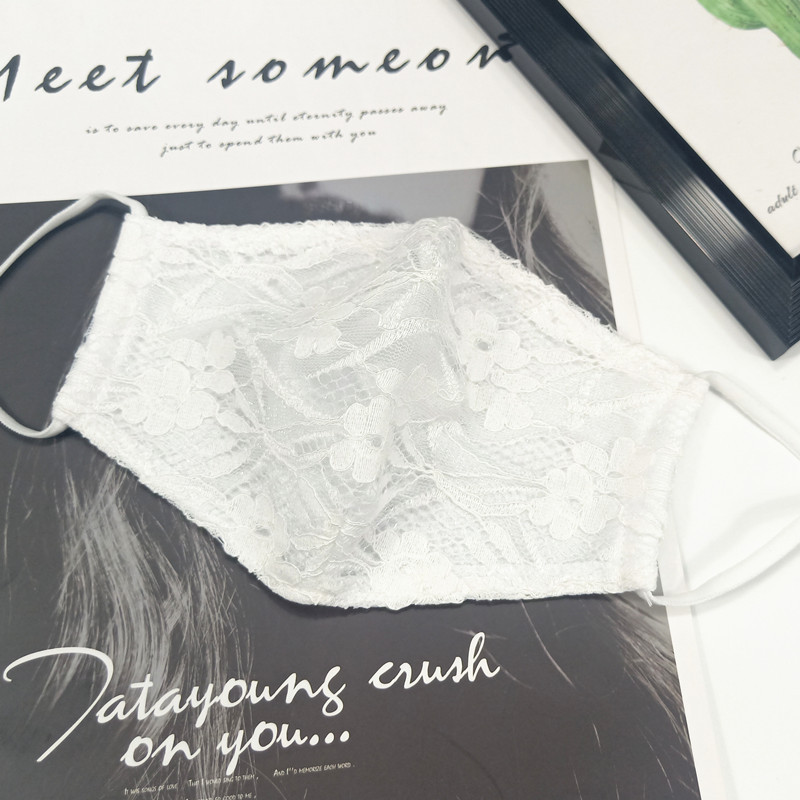 ฤดูร้อนลูกไม้ Double-Layer Breathable บางหน้ากากผ้าฝ้ายเย็น-Sensing ผ้าป้องกันฝุ่นหน้ากากหูสำหรับผู้หญิง