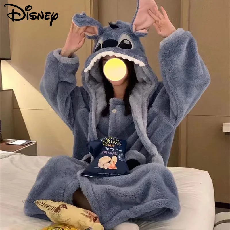 Disney Stitch & Angel Korallen-Fleece-Nachtwäsche-Pyjama für Damen, Winter-Bademantel aus dickem Plüsch für Paare, langes Nachthemd mit Kapuze