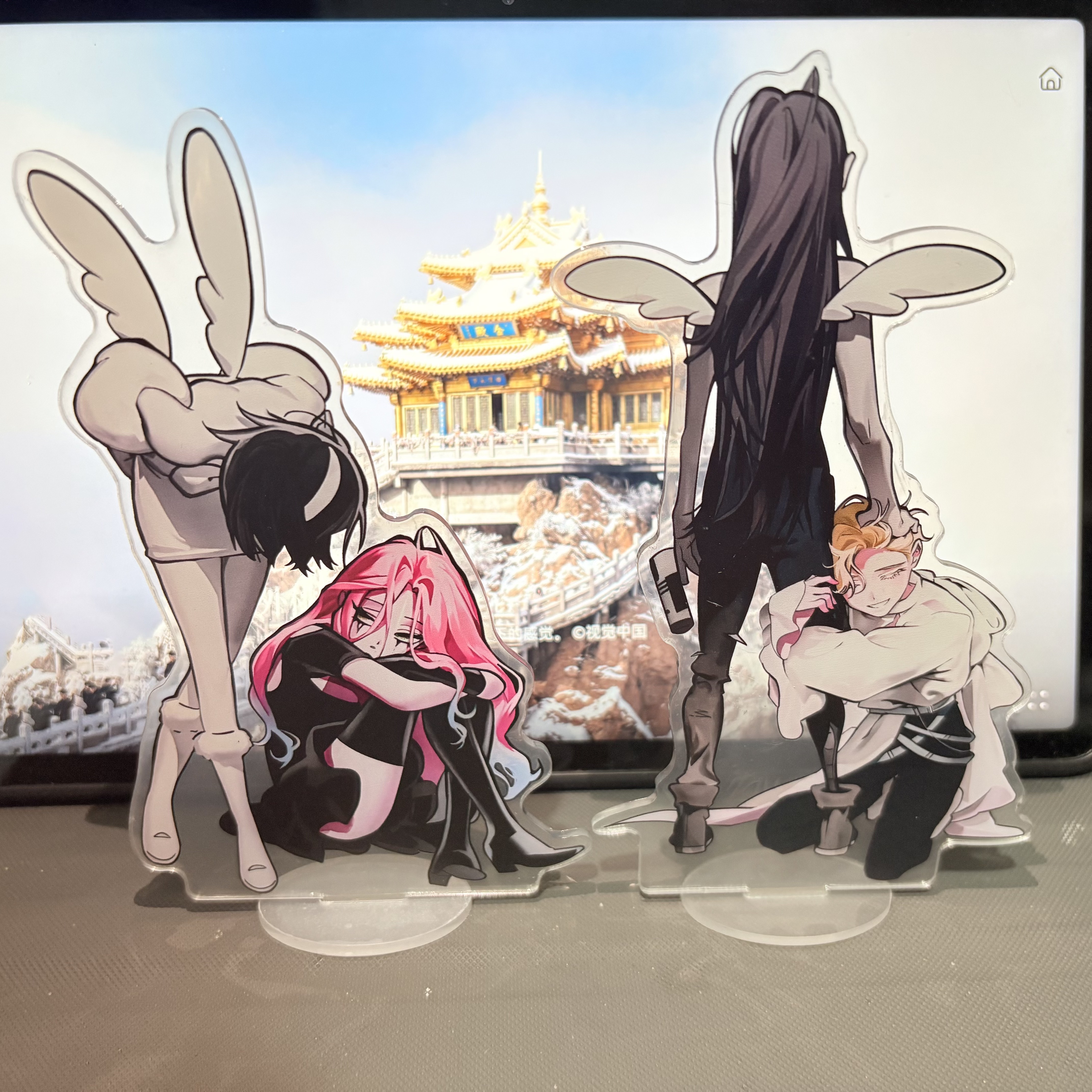 Anime Alien Bühne Acryl Action Fingure Stand Tisch Zimmer Dekoration Acryl Schreibtisch Display Ornament Geschenke Cosplay Requisiten