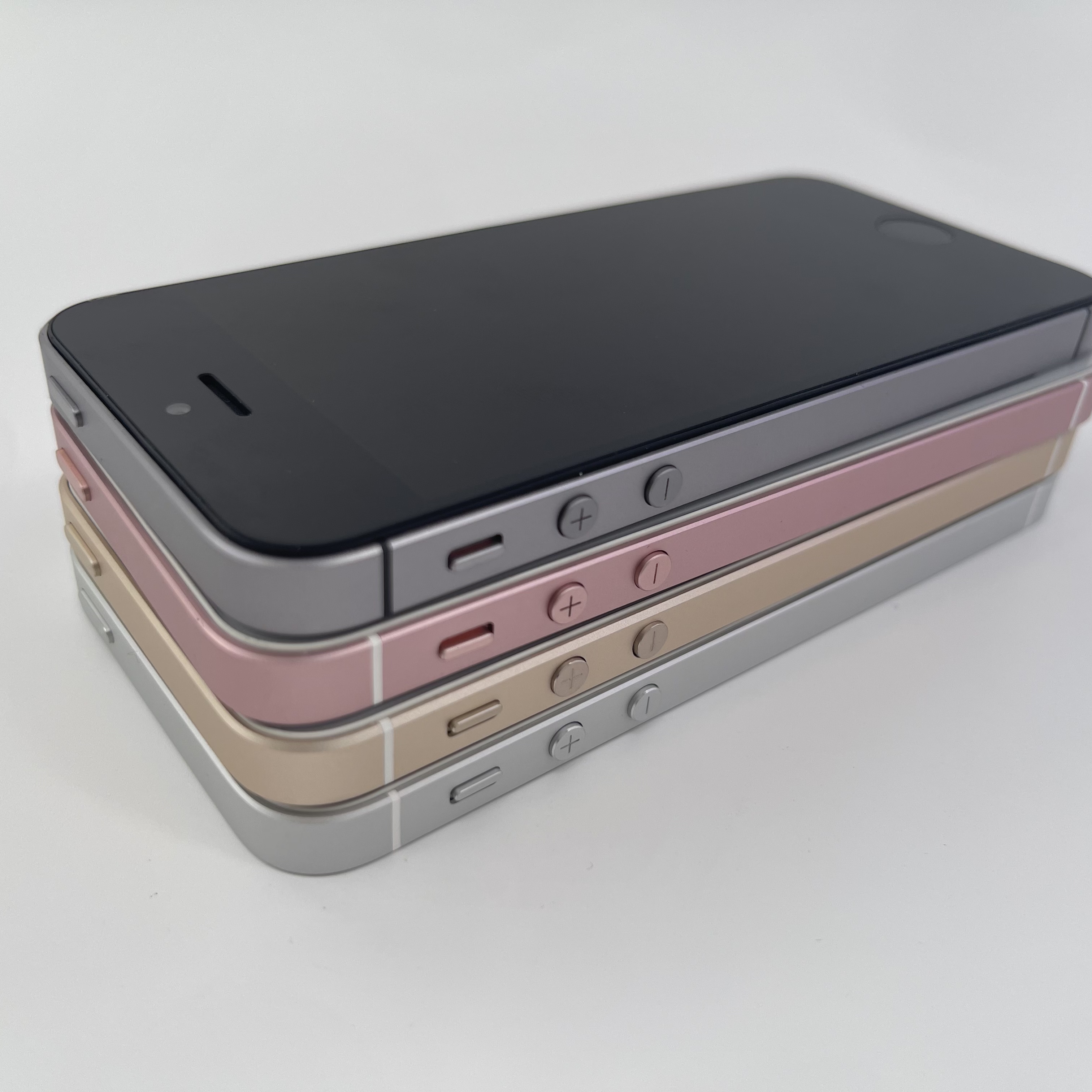 Original desbloqueado apple iphone se telefone celular 4g lte 4.0 '2gb ram 16/64gb rom a9 dual-core touch id telefone móvel usado iphonese