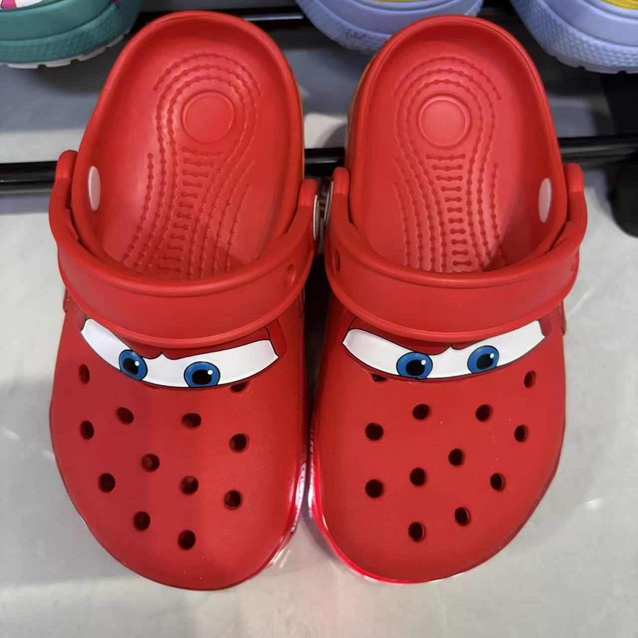 Disney Pixar Lightninged Mcqueens Cartoon Solid Waterproof Slippers Fit Children Outdoor Sandals Breathable EVA Shoes Xmas Gift