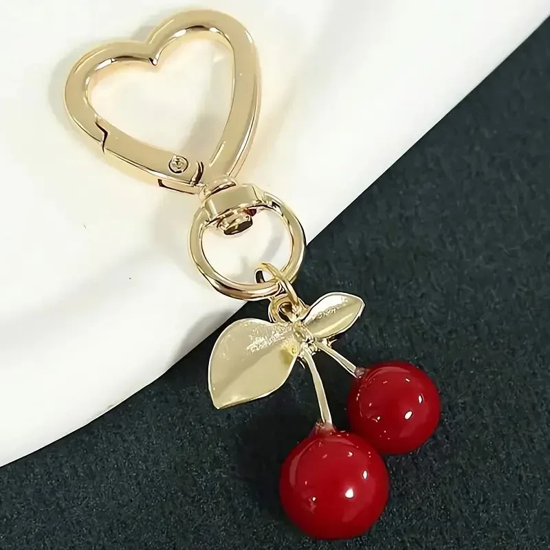 Ciondolo per borsa a forma di cuore con fiore di ciliegio, chiusura a moschettone durevole, accessorio per borsa fai da te, regalo perfetto per le donne, token d'amore romantico