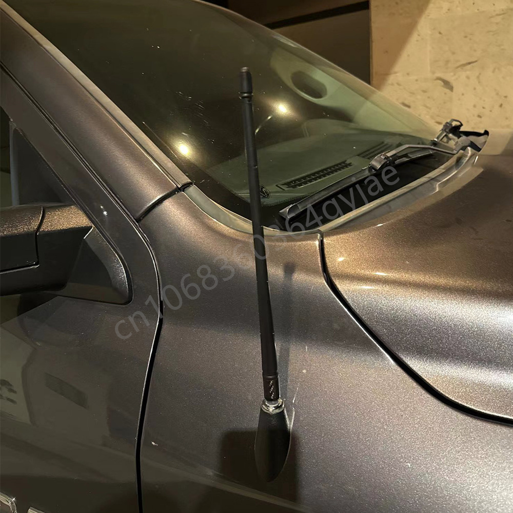 32 センチメートルマルチモデルユニバーサル AM FM ラジオアンテナダッジラム 1500 ジープラングラー JK/JL フォード F150 シボレーシルバラドトヨタタンドラ