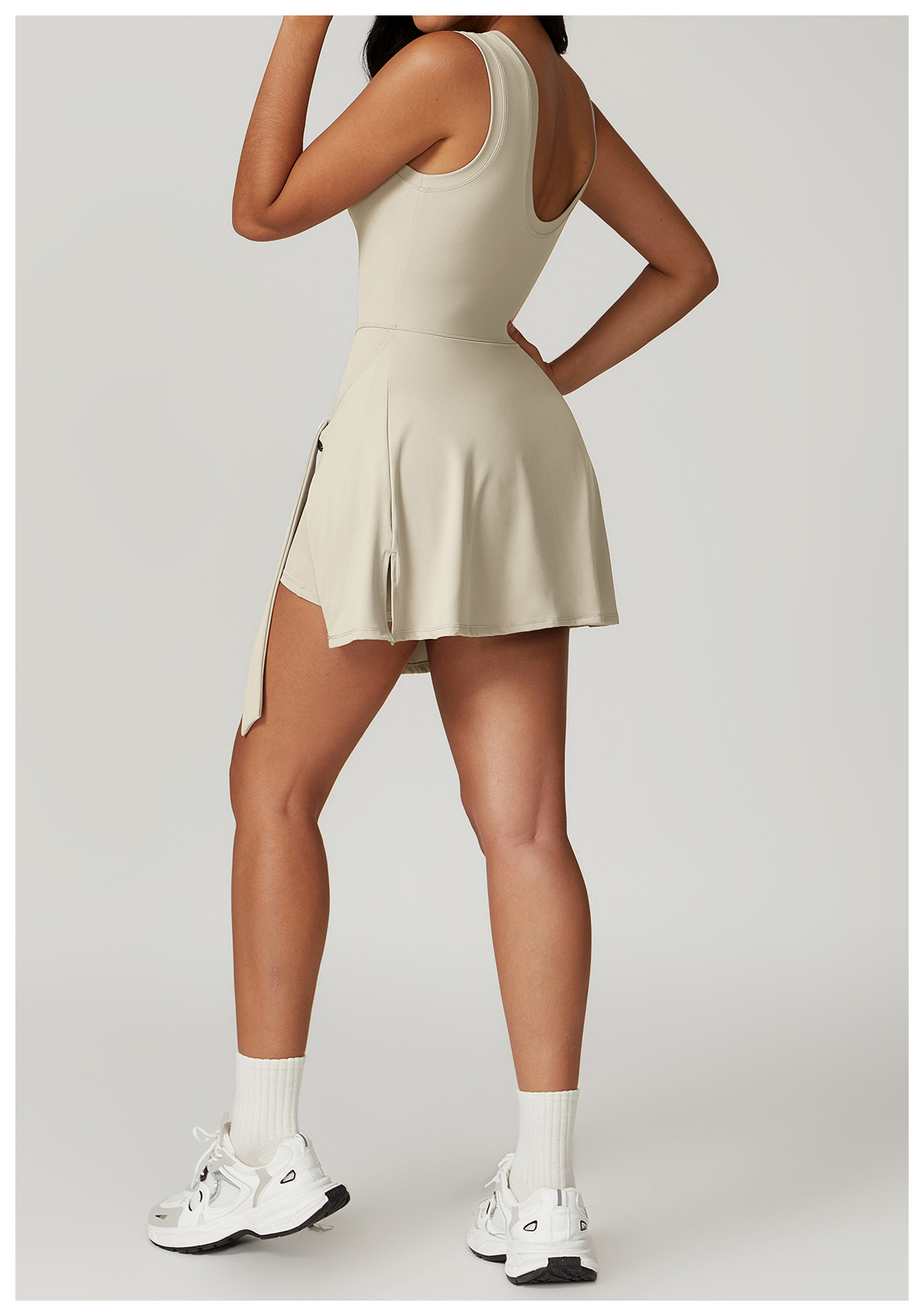 Nuevas faldas de tenis de Yoga seguras de verano para mujer, gimnasio, Golf, correr, deportes, Fitness con almohadillas para el pecho, falda de una pieza, falda de baile antideslumbrante