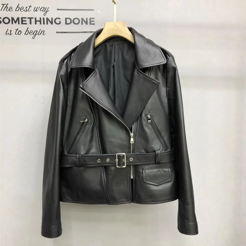 2023 Herbst neuer Echt ledermantel für Frauen kurze Schaffell Revers Gürtel Motorrad Lederjacke y4383