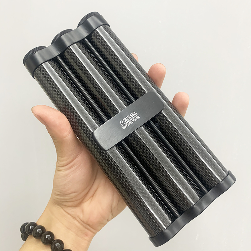 Kotak Cerutu Serat Karbon Hitam Humidor Travel Portabel 3 Tabung Kotak Cerutu dengan Perlengkapan Tempat Penyimpanan Cerutu Humidor Cerutu