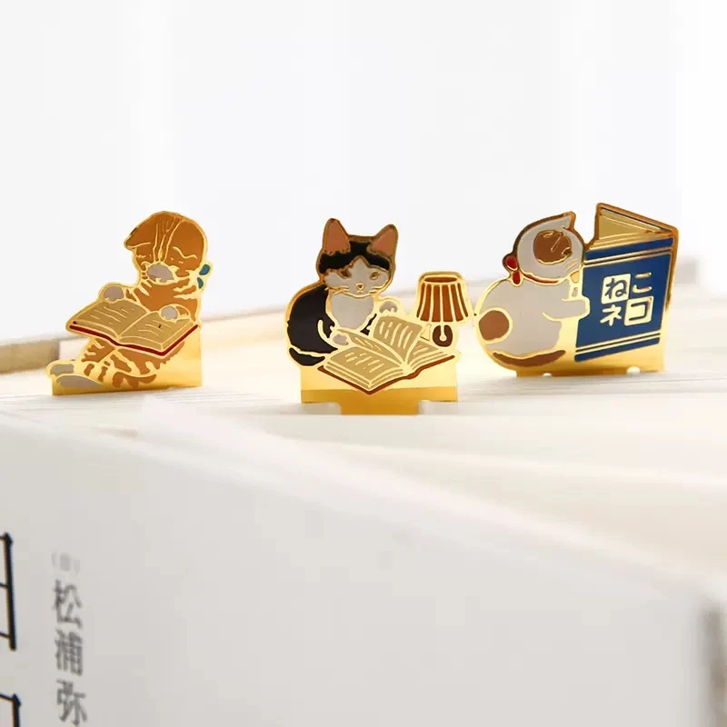 Marcapáginas de gato bonito, Clips de Metal para libros, soporte de página de papel de gatitos Kawaii, herramientas de lectura de papelería japonesa, suministros escolares y de oficina