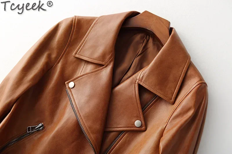 Tcyeek-女性のオートバイの革のジャケット,本物のシープスキンコート,ストリートウェア,秋の服,2021