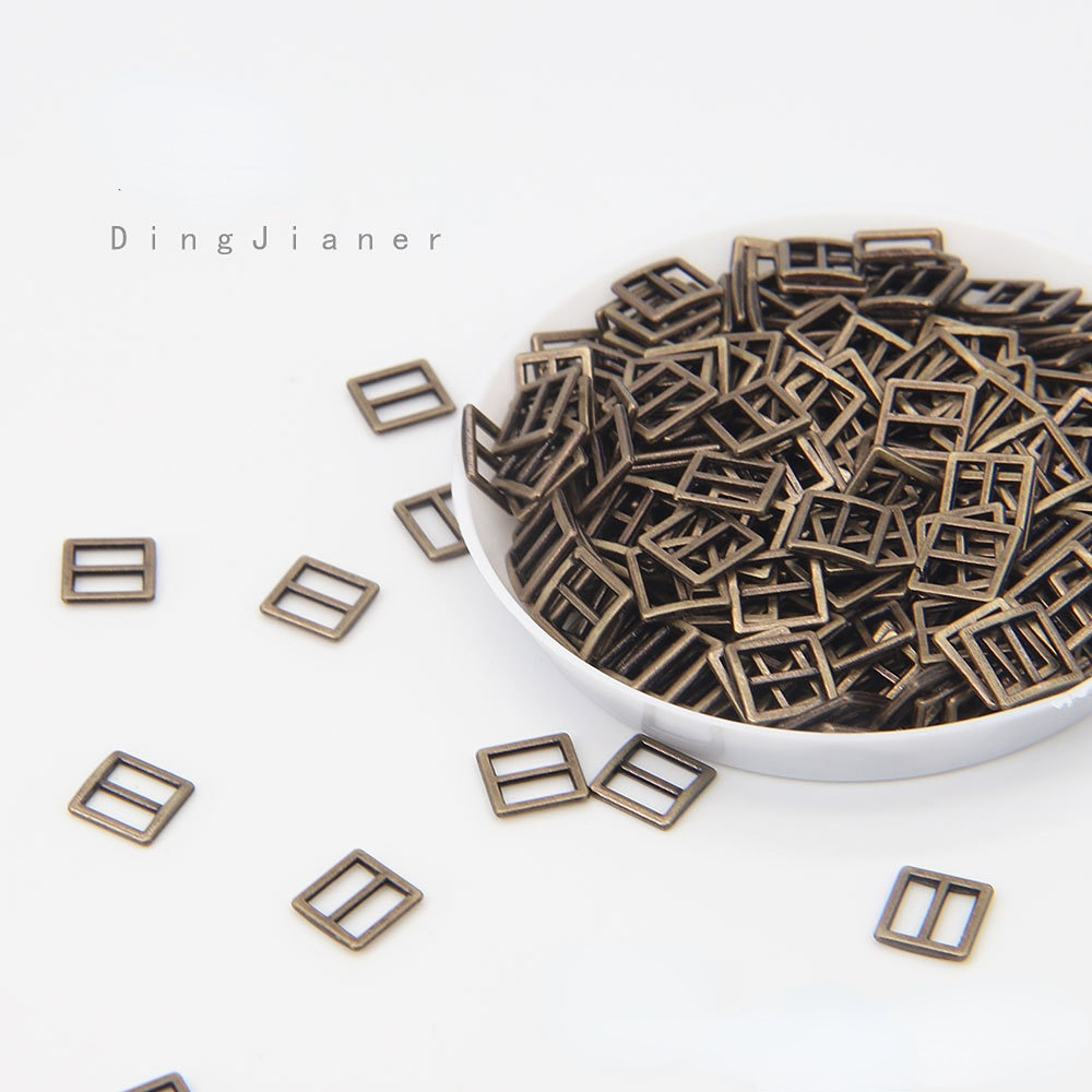 30 個 3-6 ミリメートルミニボタン超小型金属ボタンベルトバックル人形バッグ靴 DIY 人形ボタン人形服アクセサリー