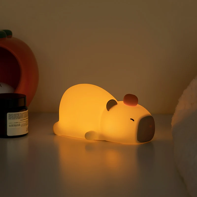 Lámpara de noche de capibara, luz de estilo adorable, interruptor de grifo de operación Simple, siete colores, varios métodos de carga, superventas