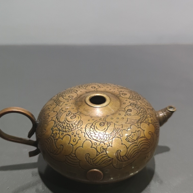 Antique Collection Qing Dynasty Pure Copper Brass Water Drop Study Supplies Ornaments Random Delivery